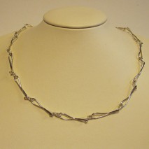 Zilveren collier met handgesmede schakels